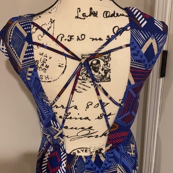 Everly Maxi Dress Size Small - Picture 5 of 8